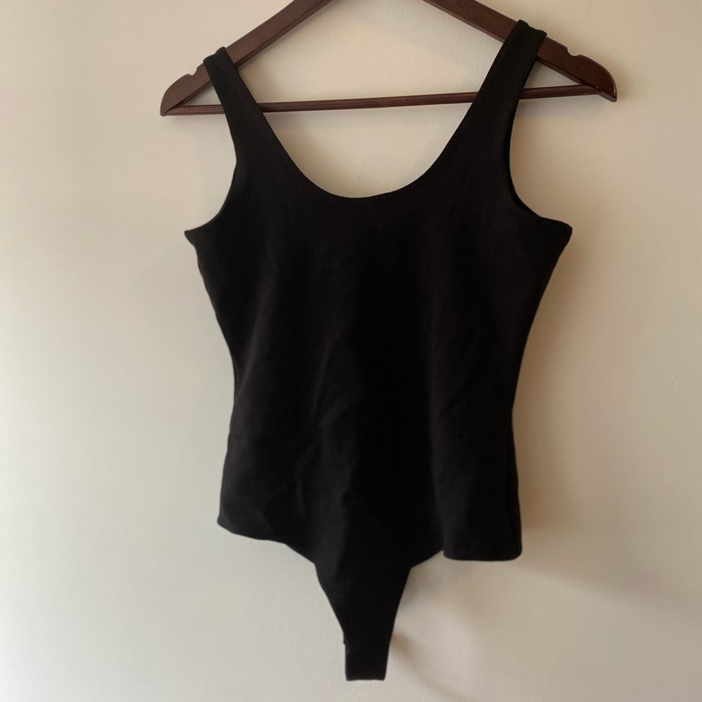 3/$25 ♻️ Shinestar black bodysuit good condition medium